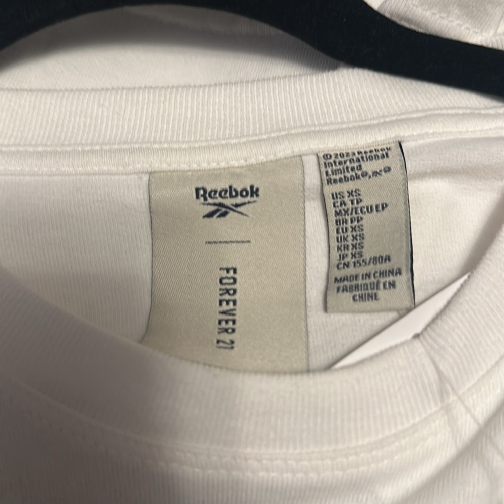 BNWTS Reebok Forever 21 White Tee with Green Logo, Sz Xsmall - Picture 5 of 5